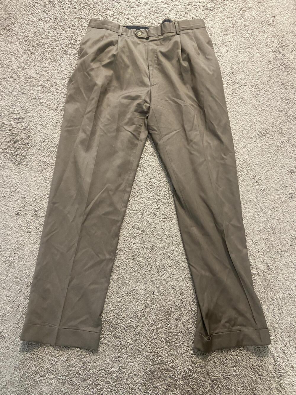 Jos. A. Bank Pants Mens 34x30 Beige Signature Dress Pleated Microfiber